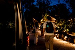 Guaranteed pickup, no surge: Night Safari transport in Singapore