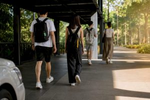 Skip Shuttle Queues to River Wonders: 15–20 Min Shuttle or Private Transfers